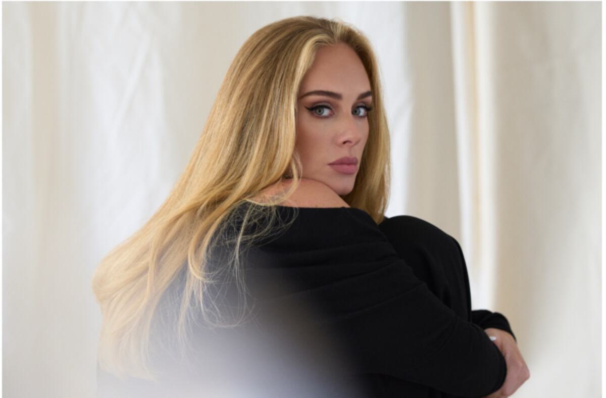 Cuentan las horas. Fanáticos de Adele esperan ansiosos la  salida de su nuevo álbum + Video