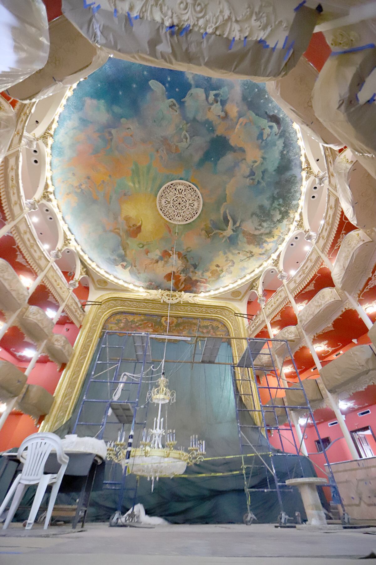 Cuenta regresiva para el Teatro Nacional