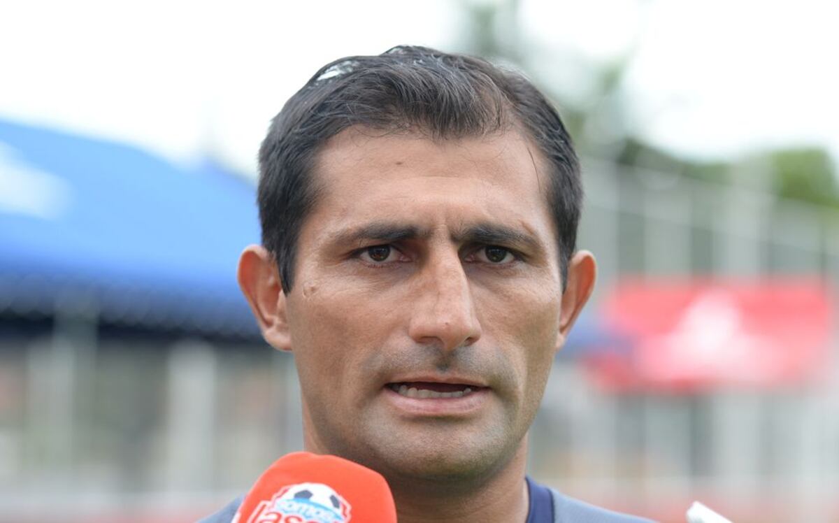 Víctor Suárez pone a Panamá primero que Argentina