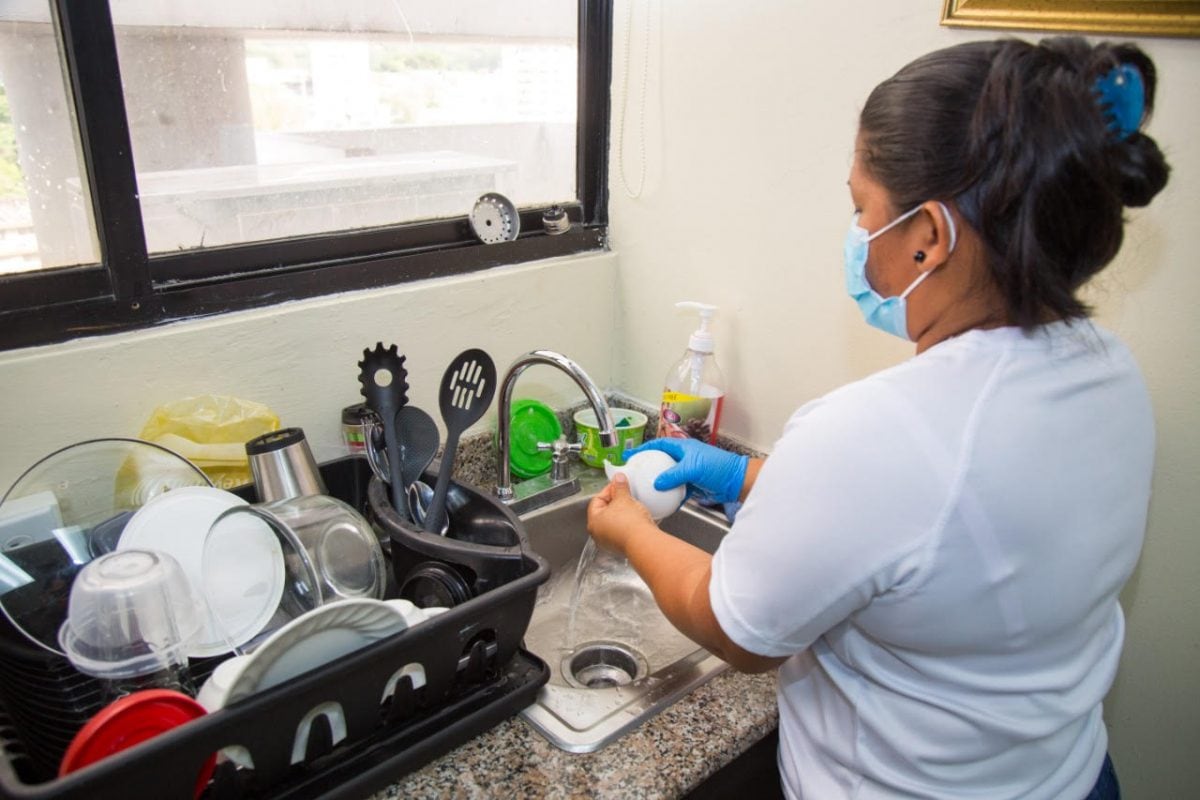 La pandemia del covid-19 desnudó la precariedad del trabajo doméstico, que tiene rostro de mujer
