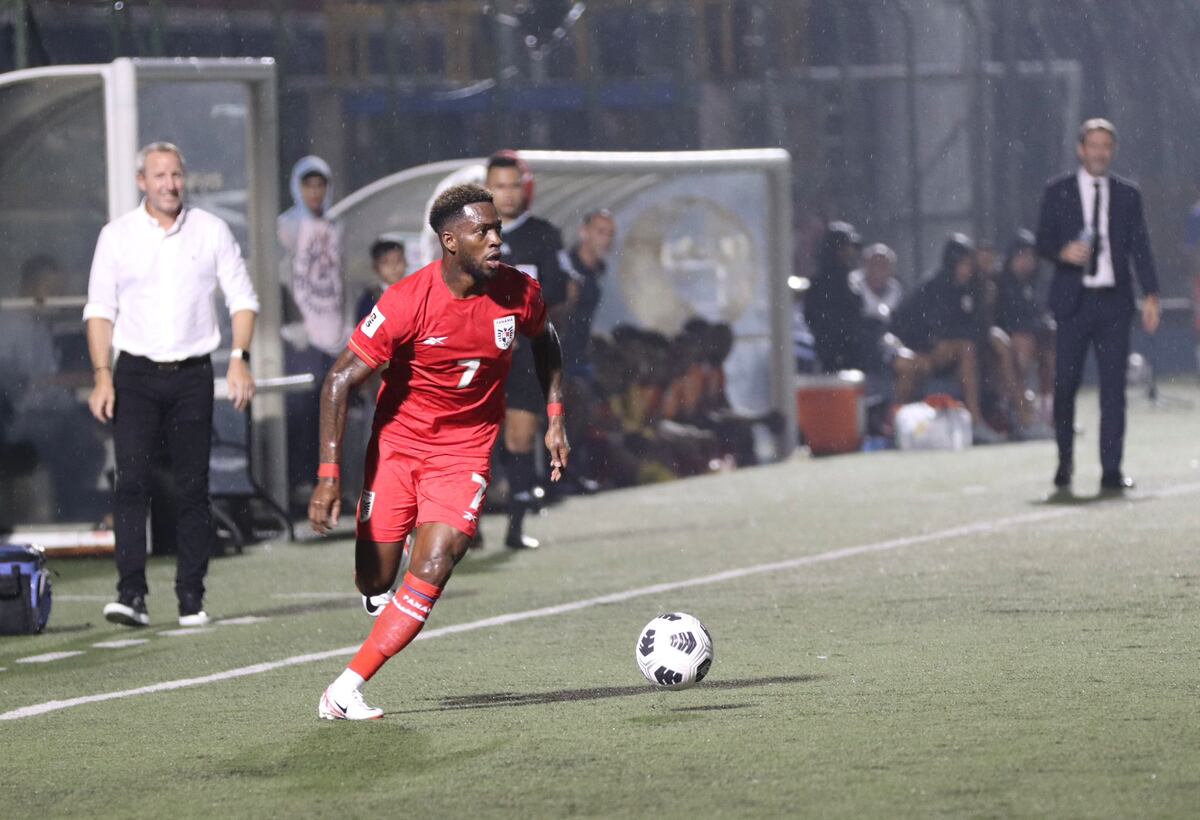 Panamá se complica pero saca una victoria ante Montserrat