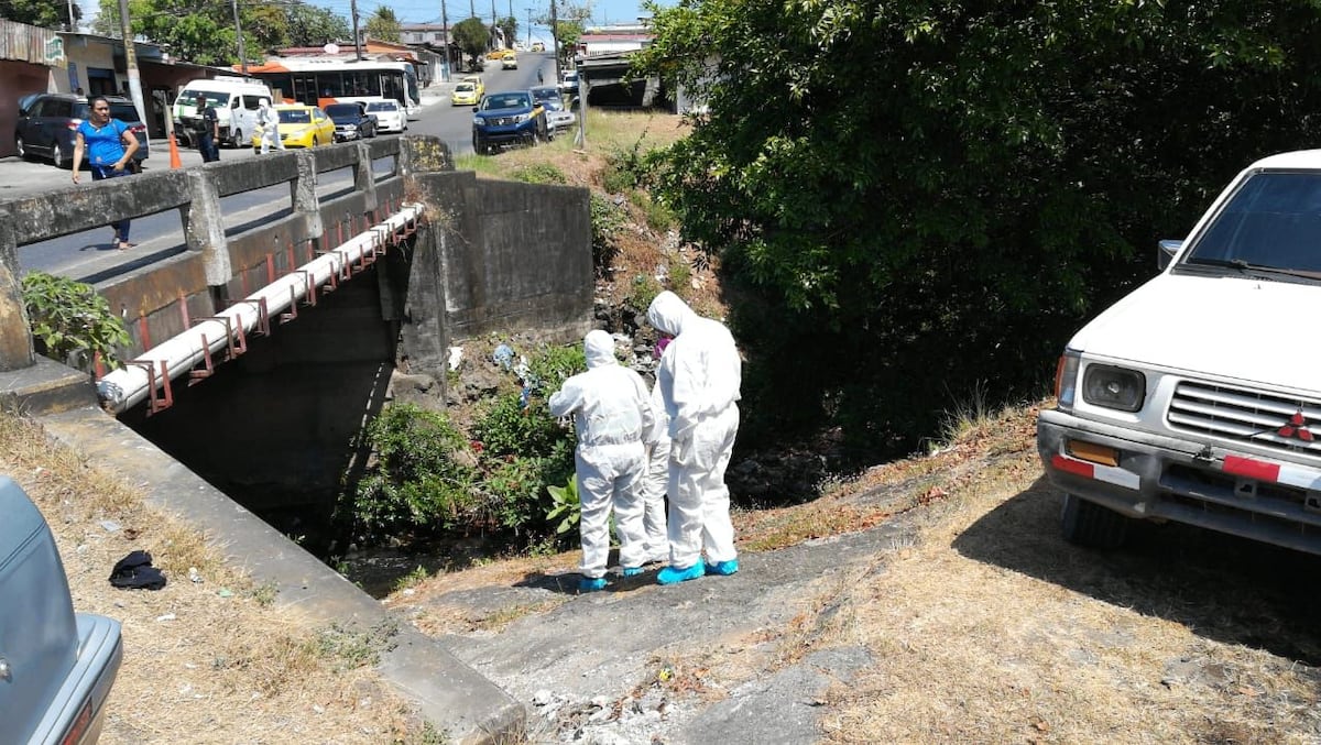 Encuentran el cuerpo sin vida de un hombre debajo de un puente en Santa Librada | Video