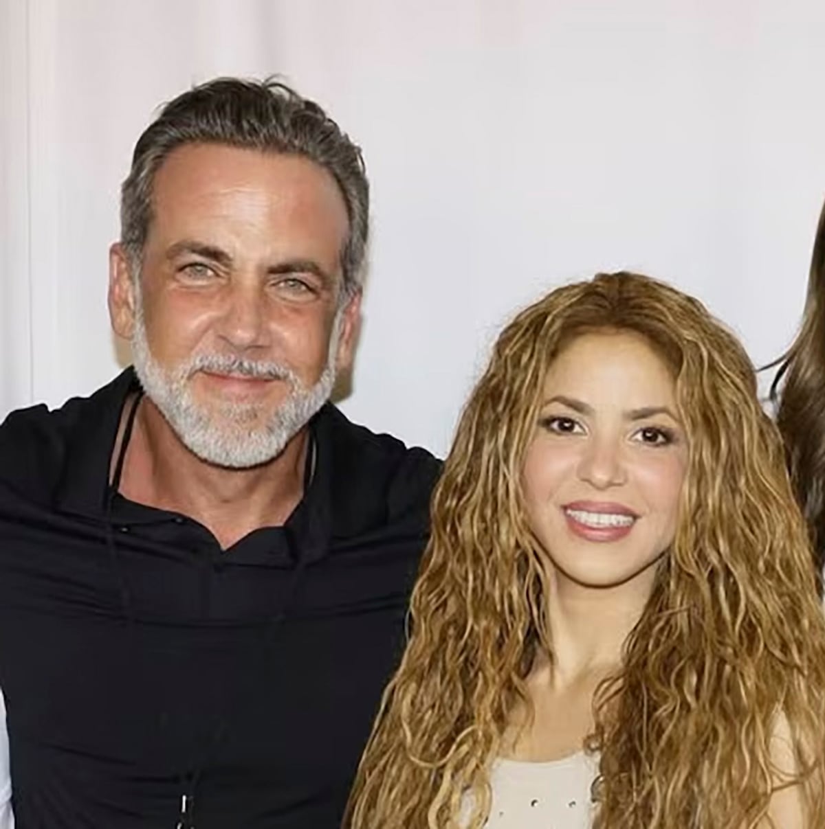 Así fue el emotivo reencuentro entre Shakira y Carlos Ponce en su concierto en Miami