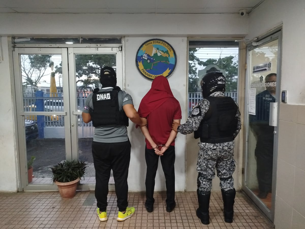 Instructor de banda de música cae con nueve paquetes de presunta droga en La Chorrera