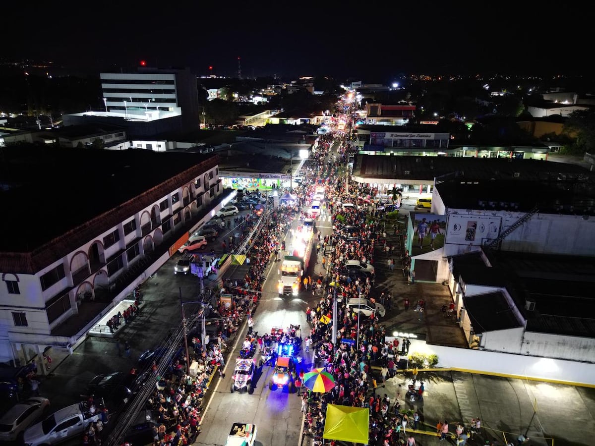 David se viste de ilusión con ‘El Viaje de Santa’, un desfile para soñar en familia