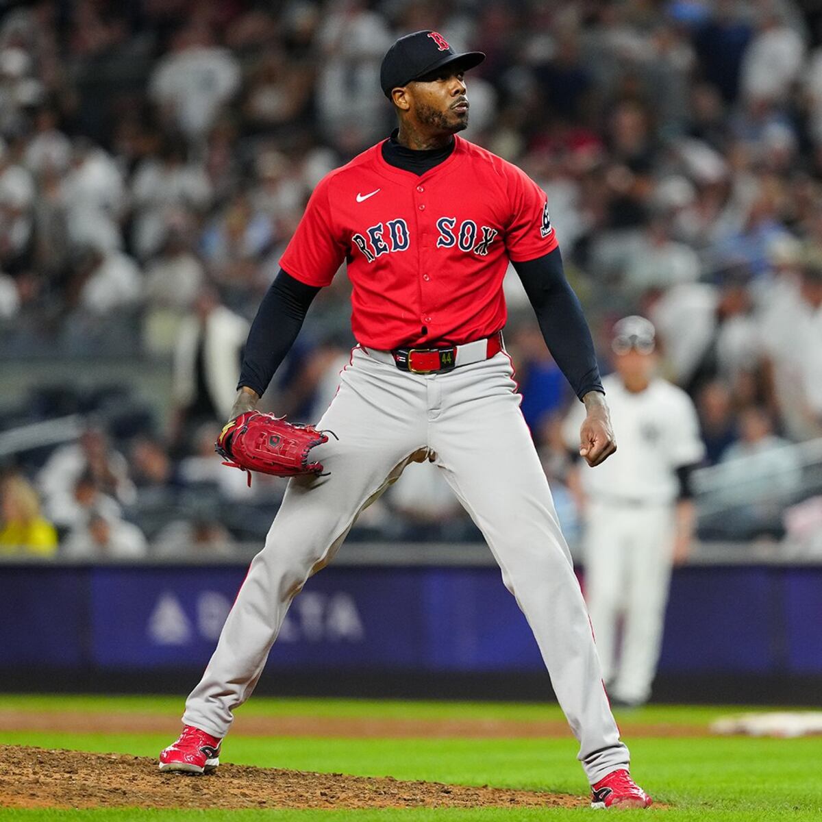 Aroldis Chapman escribe su candidatura al Salón de la Fama con fuego puro