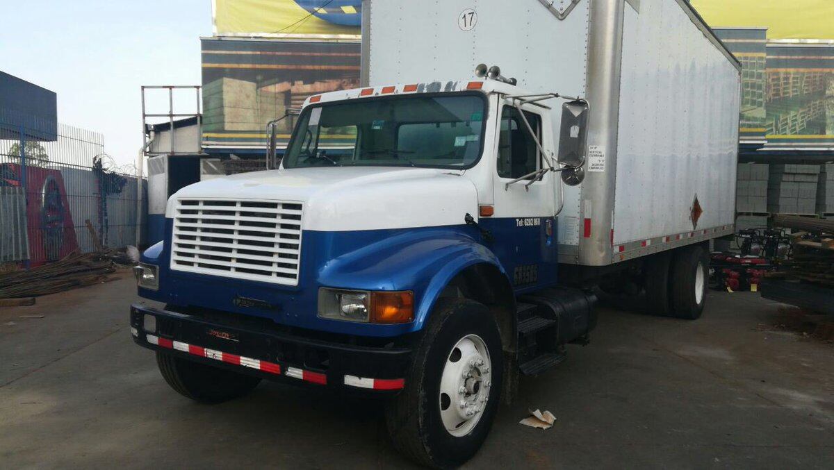 Ordenan detención e imputan cargos a ladrones de empresa en Tumba Muerto