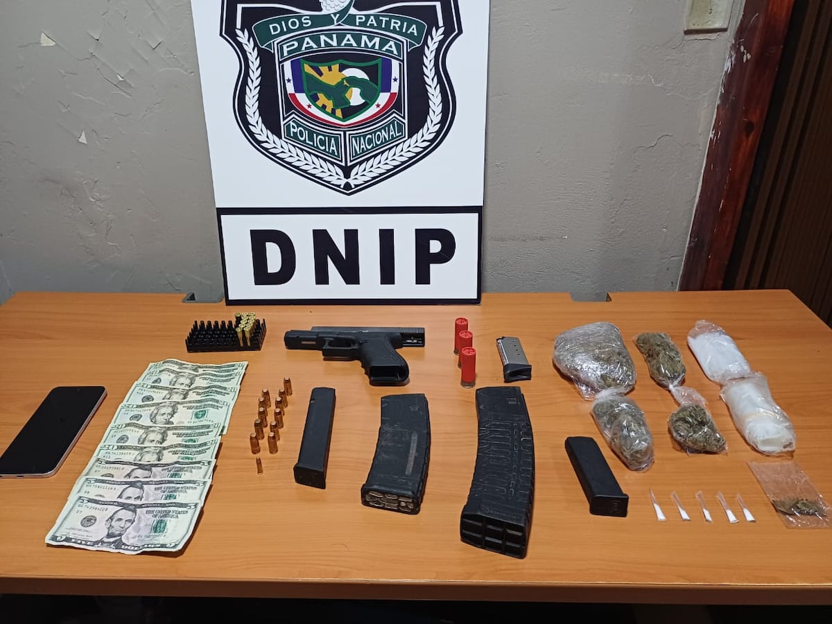 ¿Quién los arma? Van más de 2 mil pistolas y fusiles decomisados