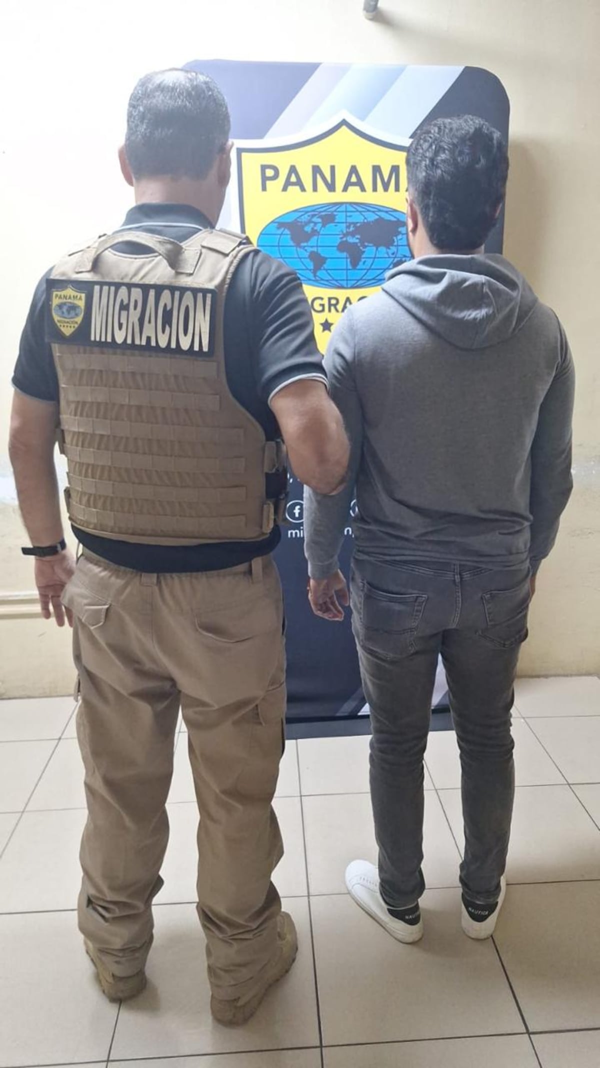 ¡Migración saca las garras! Cazan a extranjeros enredados en préstamos ‘gota a gota’ y delitos de alto calibre