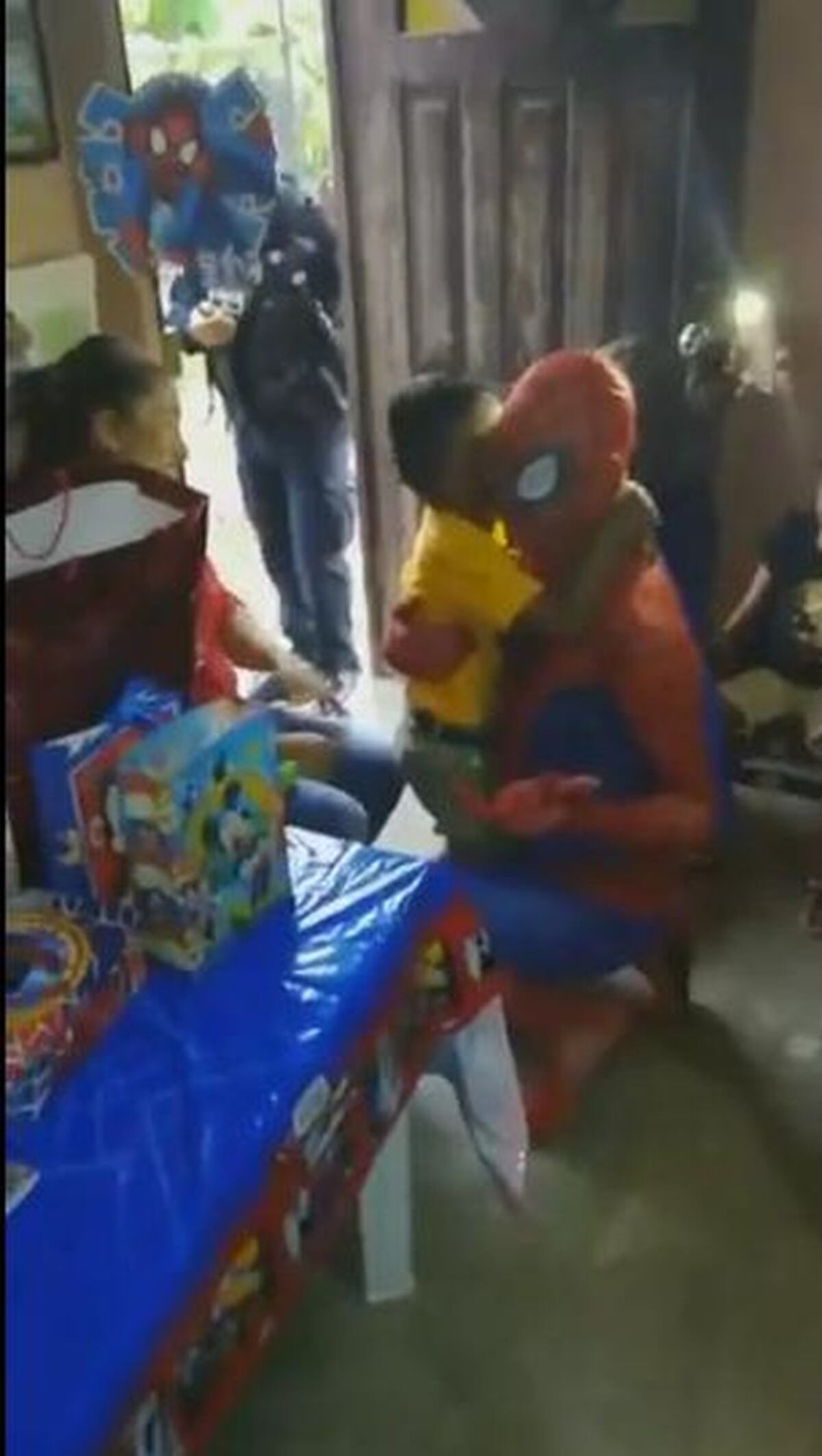 ¡AJÁ! Chequee lo que la Policía le hizo a un niño en Bocas |VIDEO