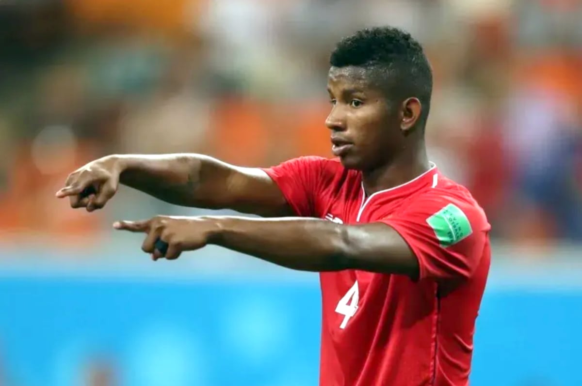 Seis facetas de Fidel Escobar: Del dominio aéreo a la versatilidad en la cancha