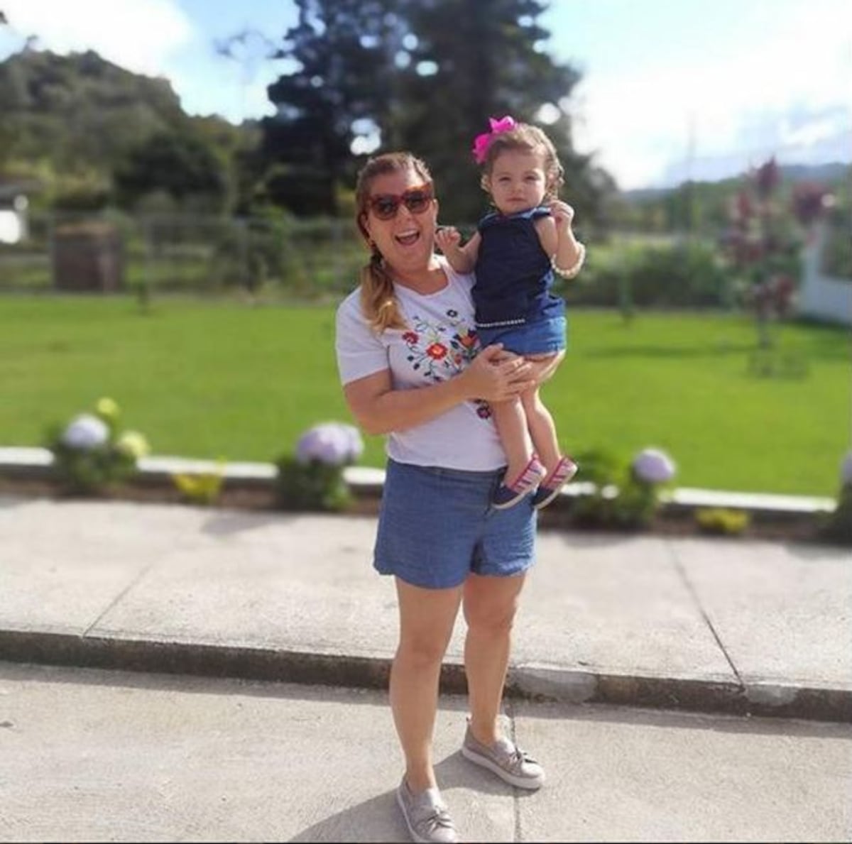 ¡VÁYALA! La chef de la TV, Delyanne,  sufre incidente en la playa