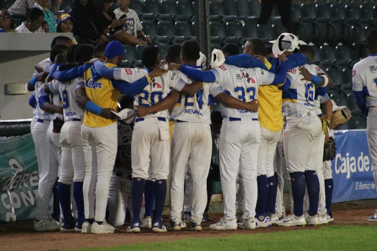 ¡Los beep, beep de Colón arman bomba con Campos y Araúz para inaugurar Béisbol Mayor 2026!