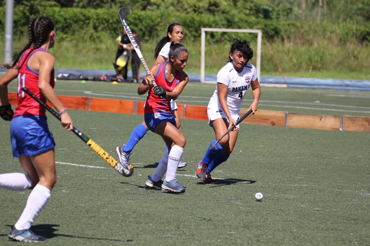 Una de cal y otra de arena para Panamá en el inicio del Centroamericano de Hockey Five