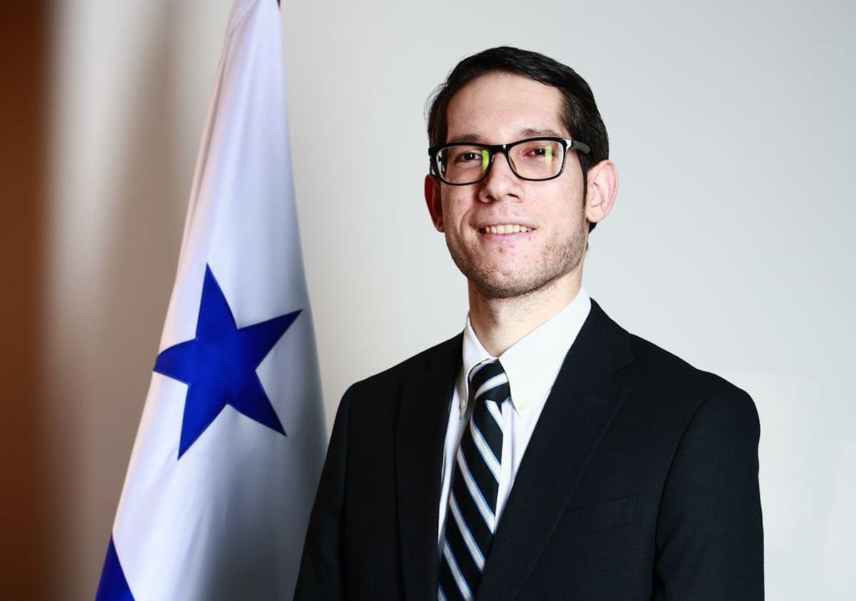 IFARHU en la mira: Asamblea quiere saber dónde están los reales de las becas