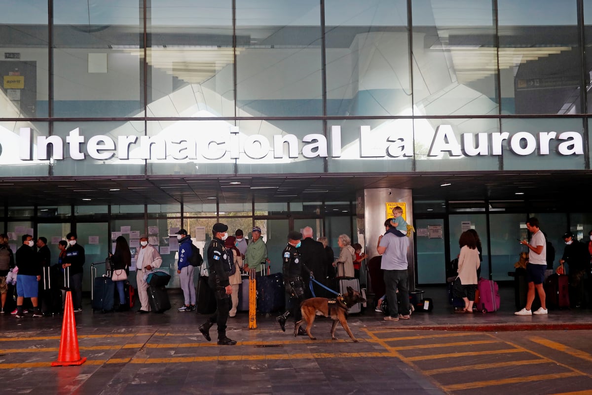 El aeropuerto de Guatemala “es la cara corrupta del país”, denuncia el nuevo Gobierno