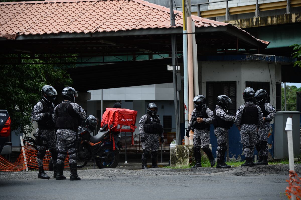 Editorial. Panamá y su camino hacia el estado policiaco