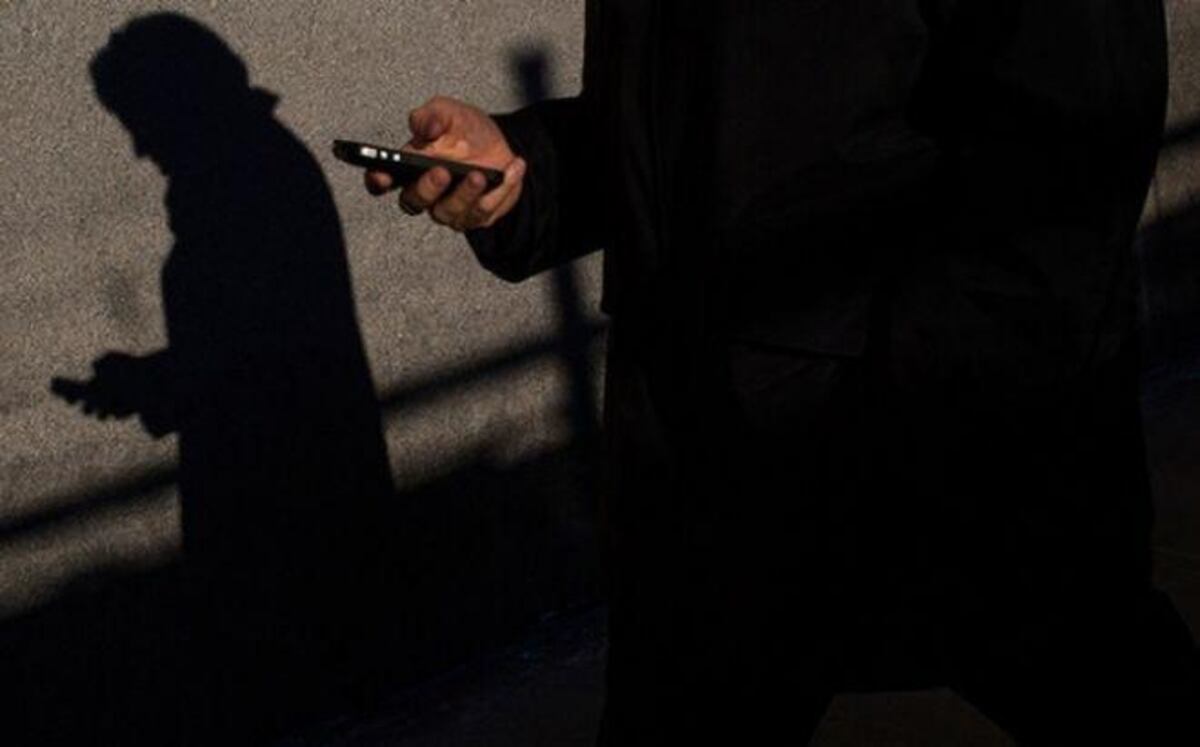 La persiguió hasta el centro comercial y le reclamó por la foto en la playa