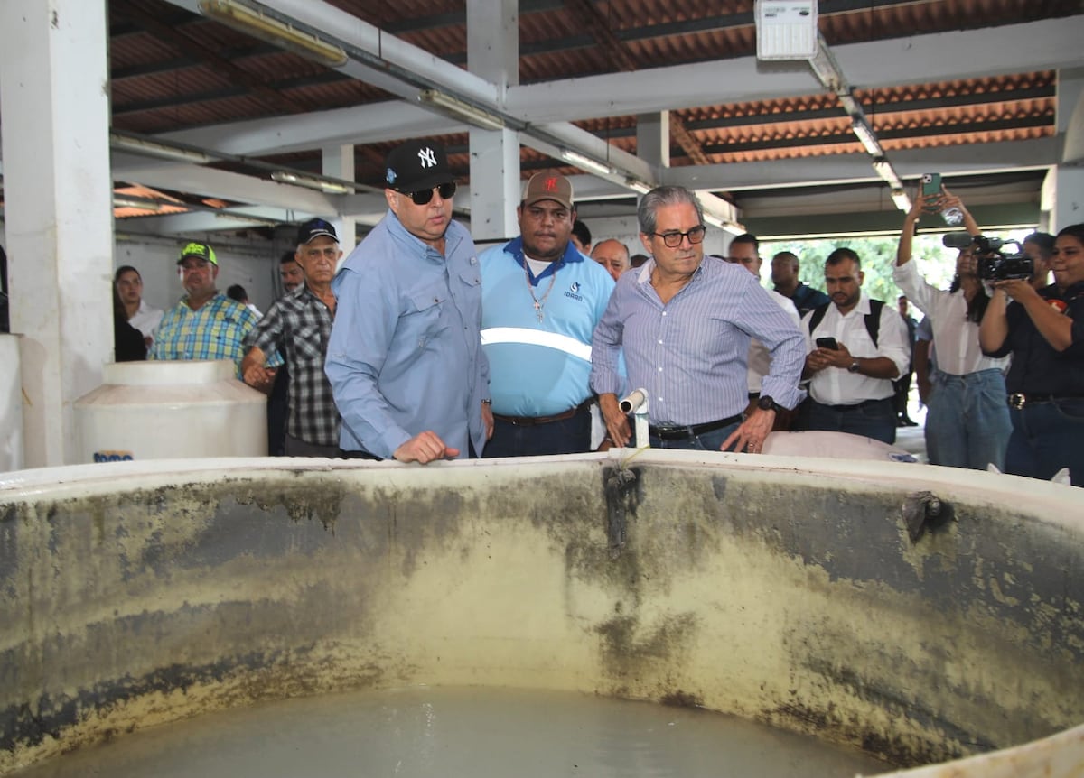 Ministro de Salud Destapa Necesidades Críticas en Los Santos