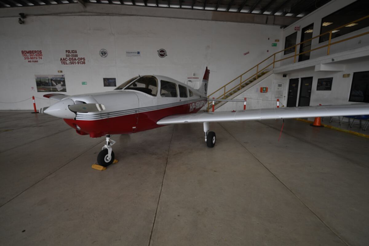 Bien pagados.Si quieres ser piloto de avión esto es todo lo que tienes que saber