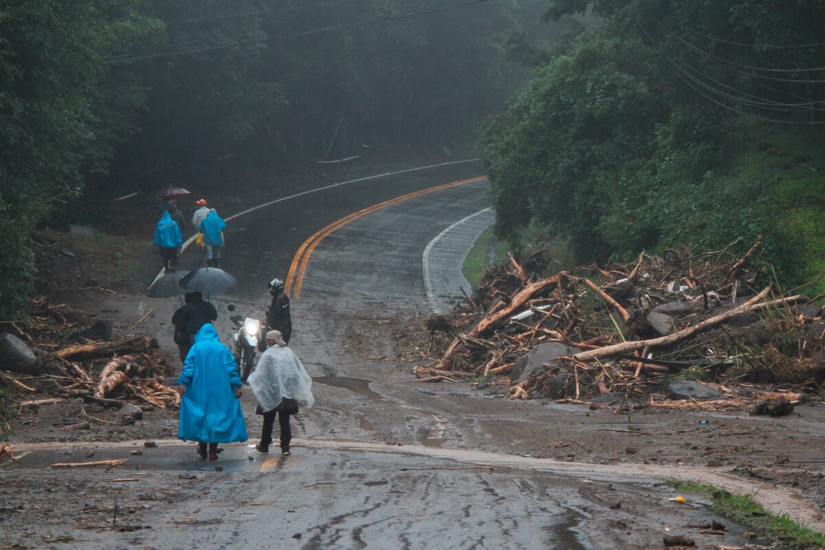 Dios mío. Hay 68 panameños desaparecidos por las lluvias, reporta el ministro Pino