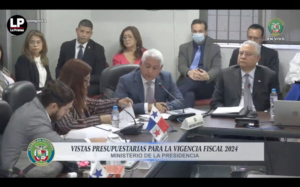 Los perredistas Franz Wever e Iván Picota, entre los 226 comentaristas contratados para divulgar publicidad oficial