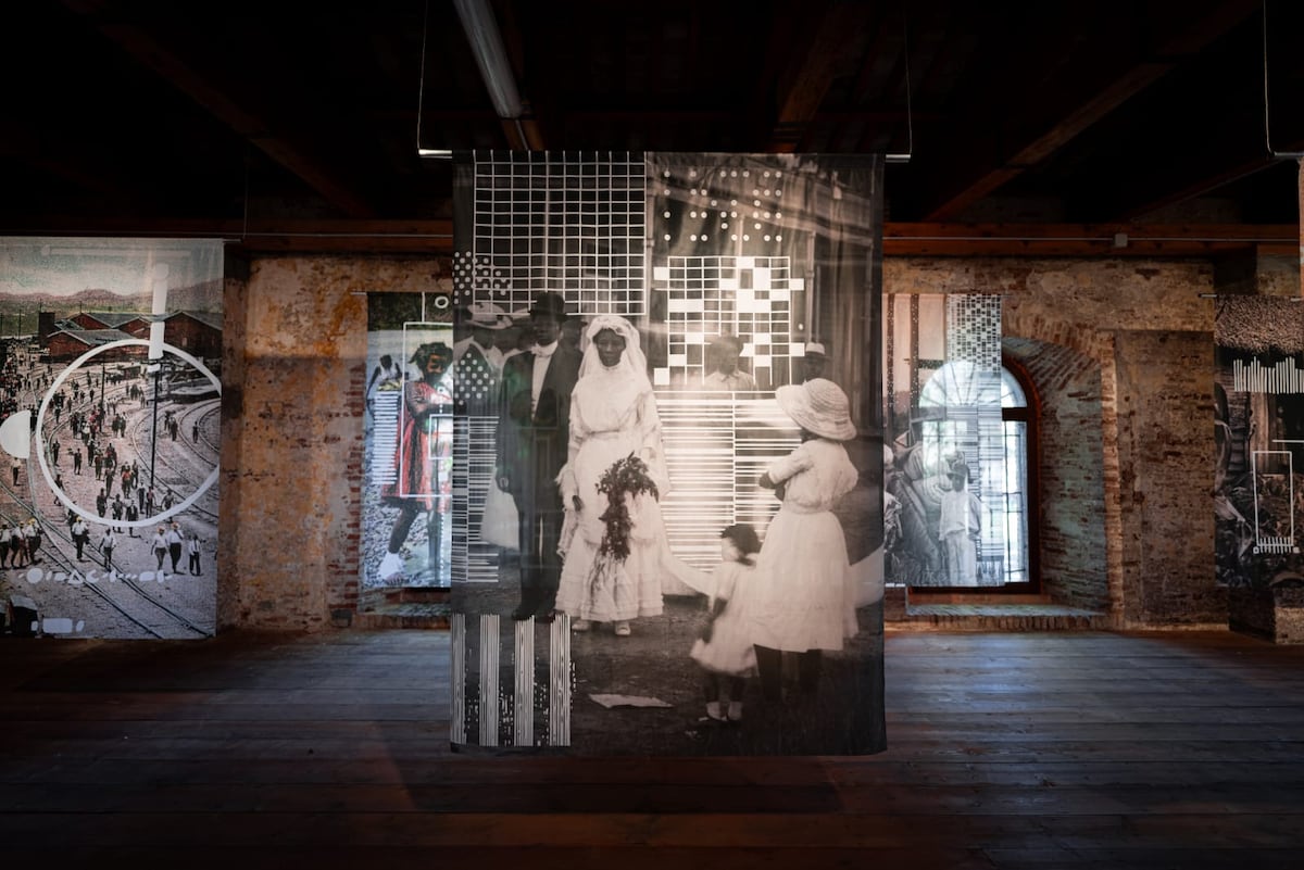 Panamá sacude la Bienal de Venecia con una gigantesca hamaca convertida en arte y memoria