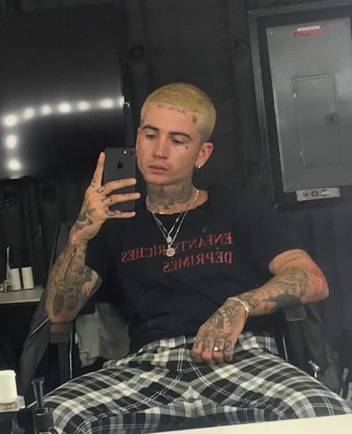 El parecido de ‘El pollo’ de Demi Lovato con Justin Bieber