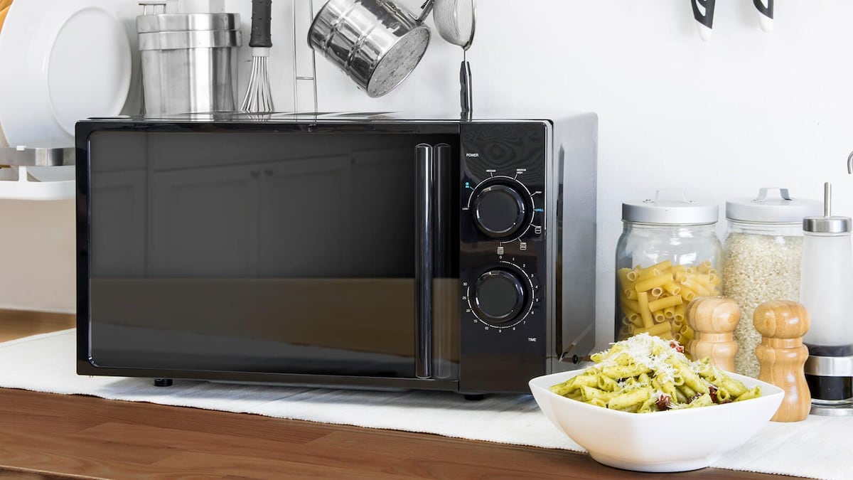 ¡AUNQUE USTED NO LO CREA! Los microondas son tan dañinos como los autos