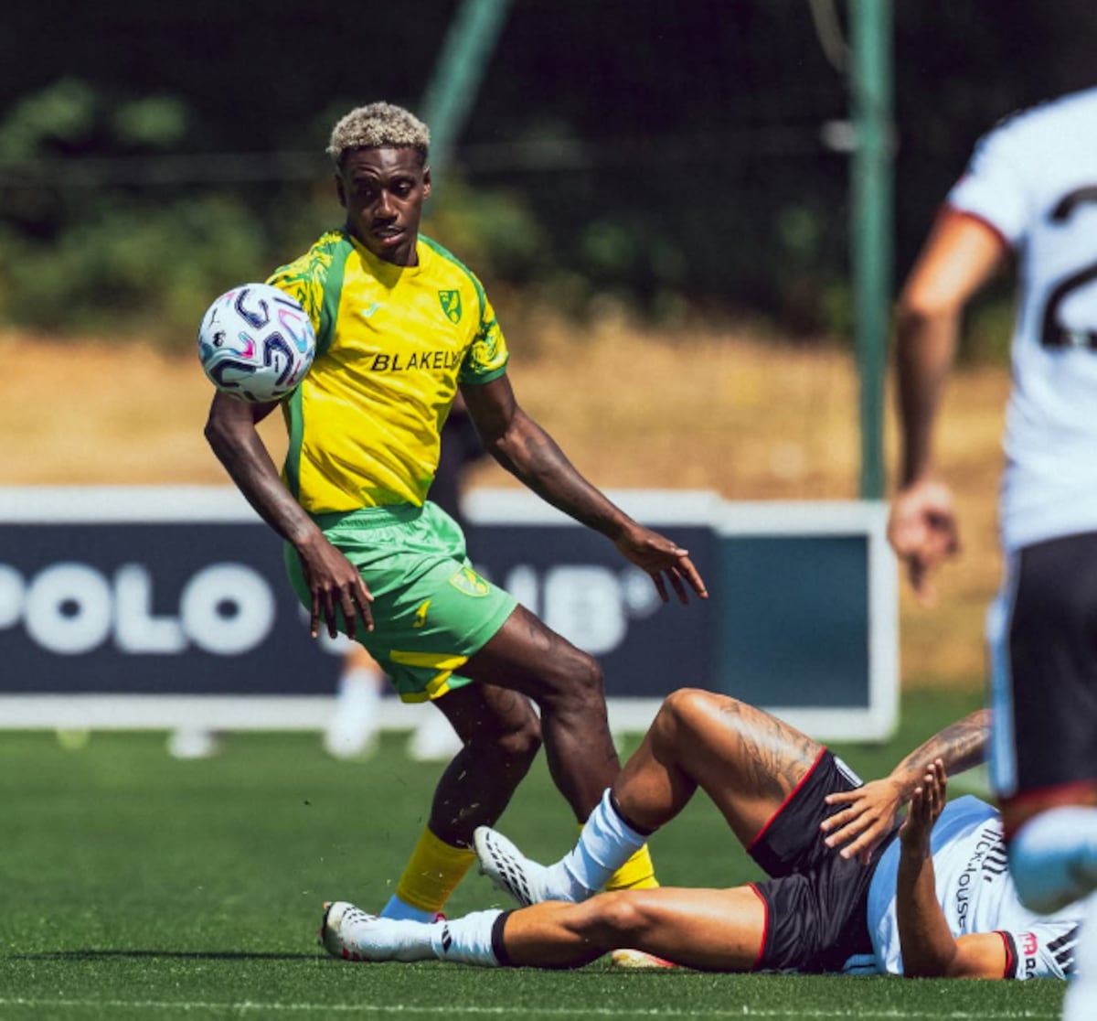 José Córdoba vuelve al Norwich con una enorme confianza