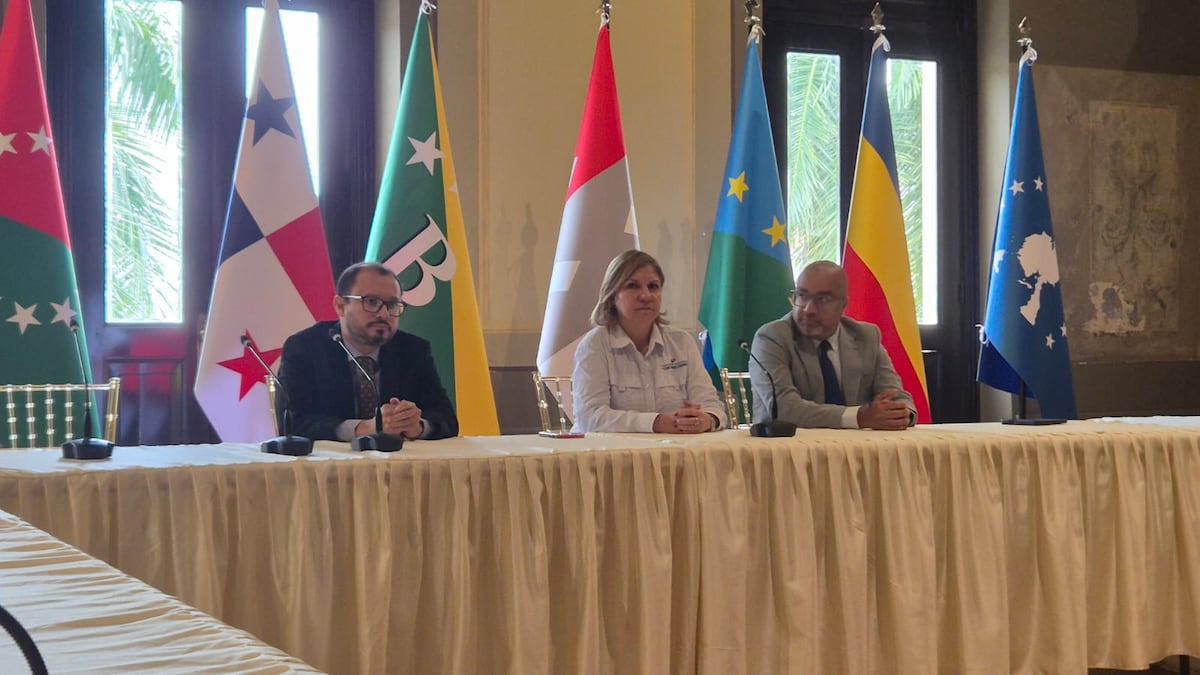 Cárceles en la mira: destapan red que cobraba por favores a presos