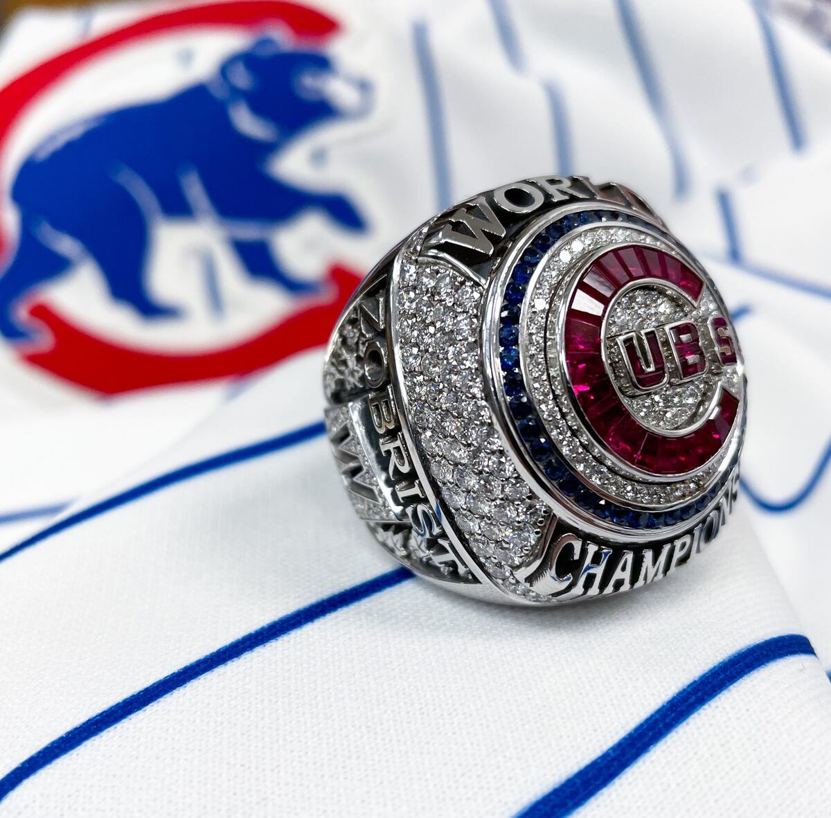 ¿Estará o no en venta este valioso anillo de Serie Mundial?