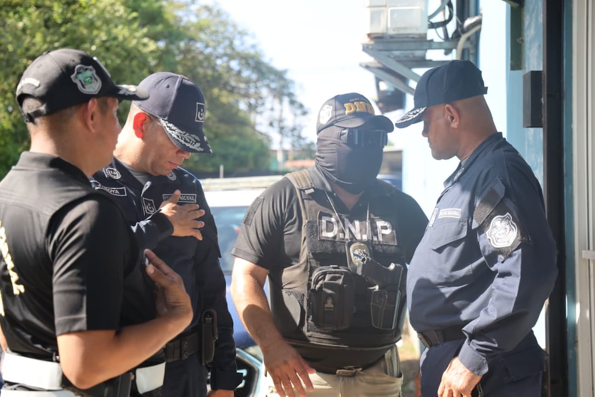 Operación Corazón Azul golpea presunta red de trata en Los Santos: rescatan a tres mujeres