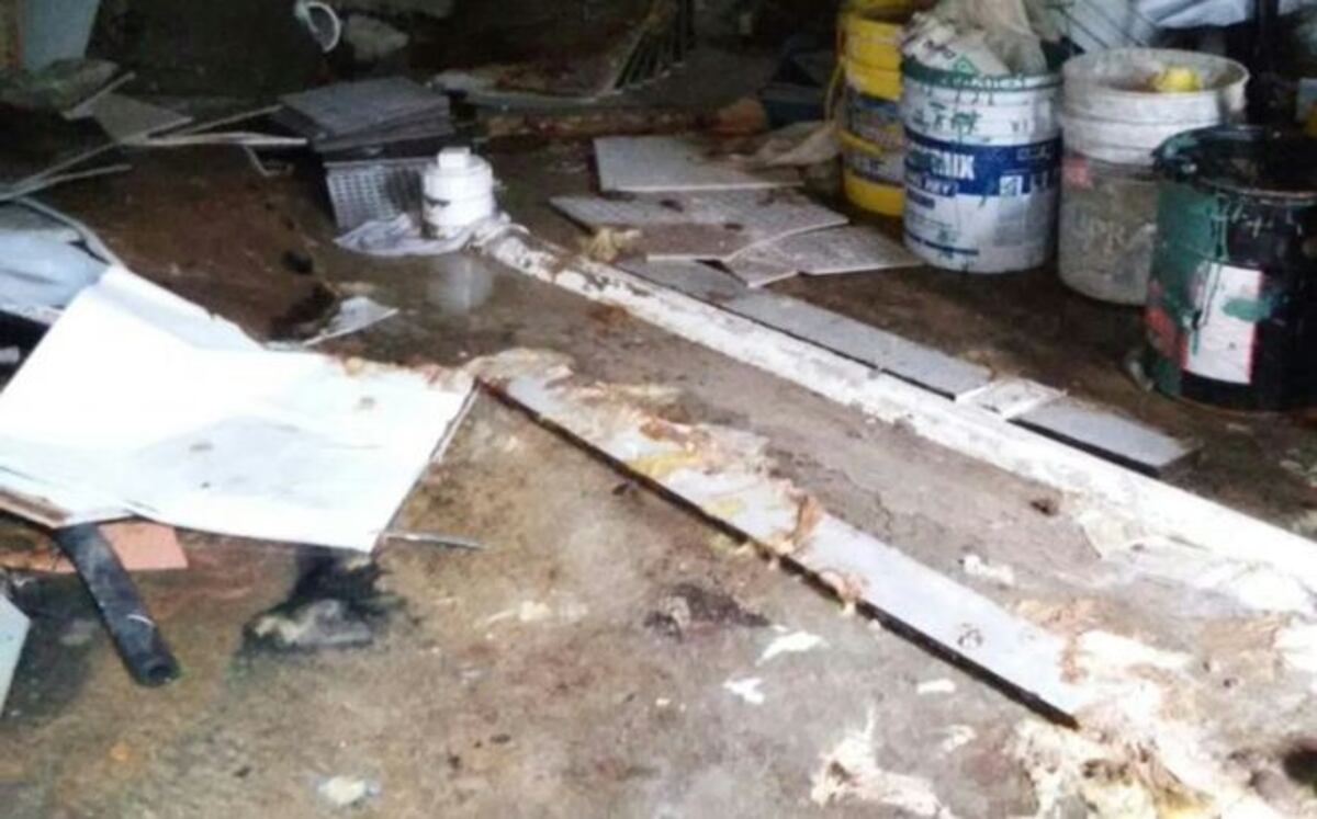 Instituto América sin clases por desbordamiento de aguas negras 