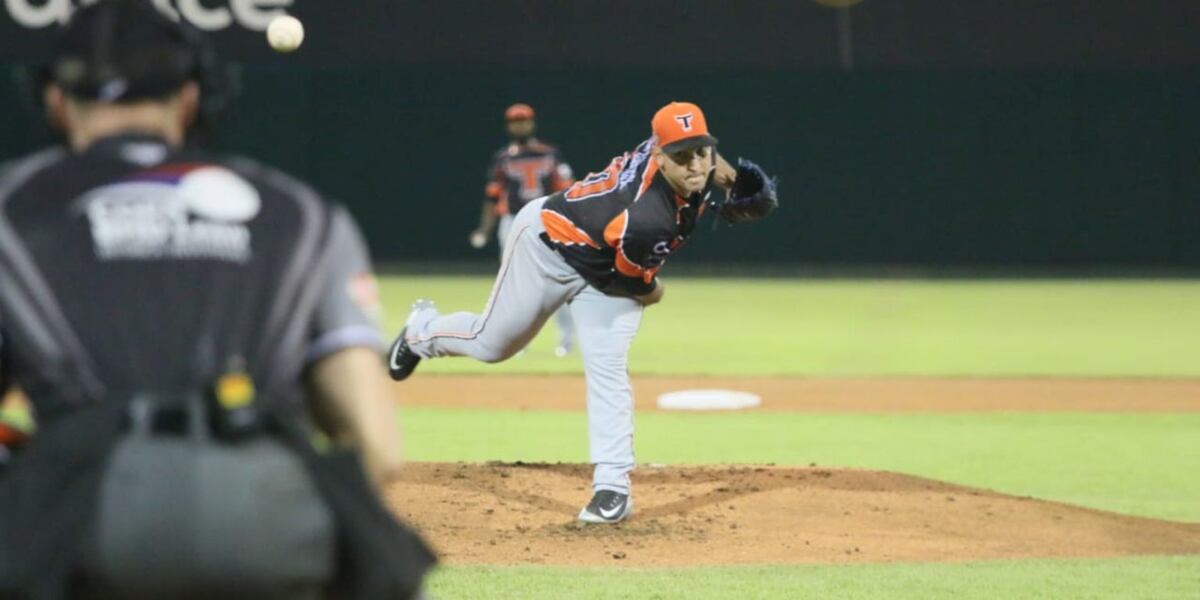 Peloteros tienen prohibido escupir, aunque podrán jugar sin mascarillas