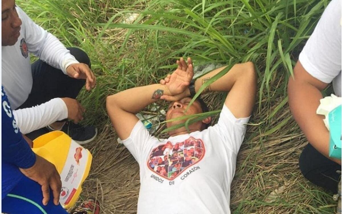 Luis Casís se desmaya en su recorrido con la alcancía 