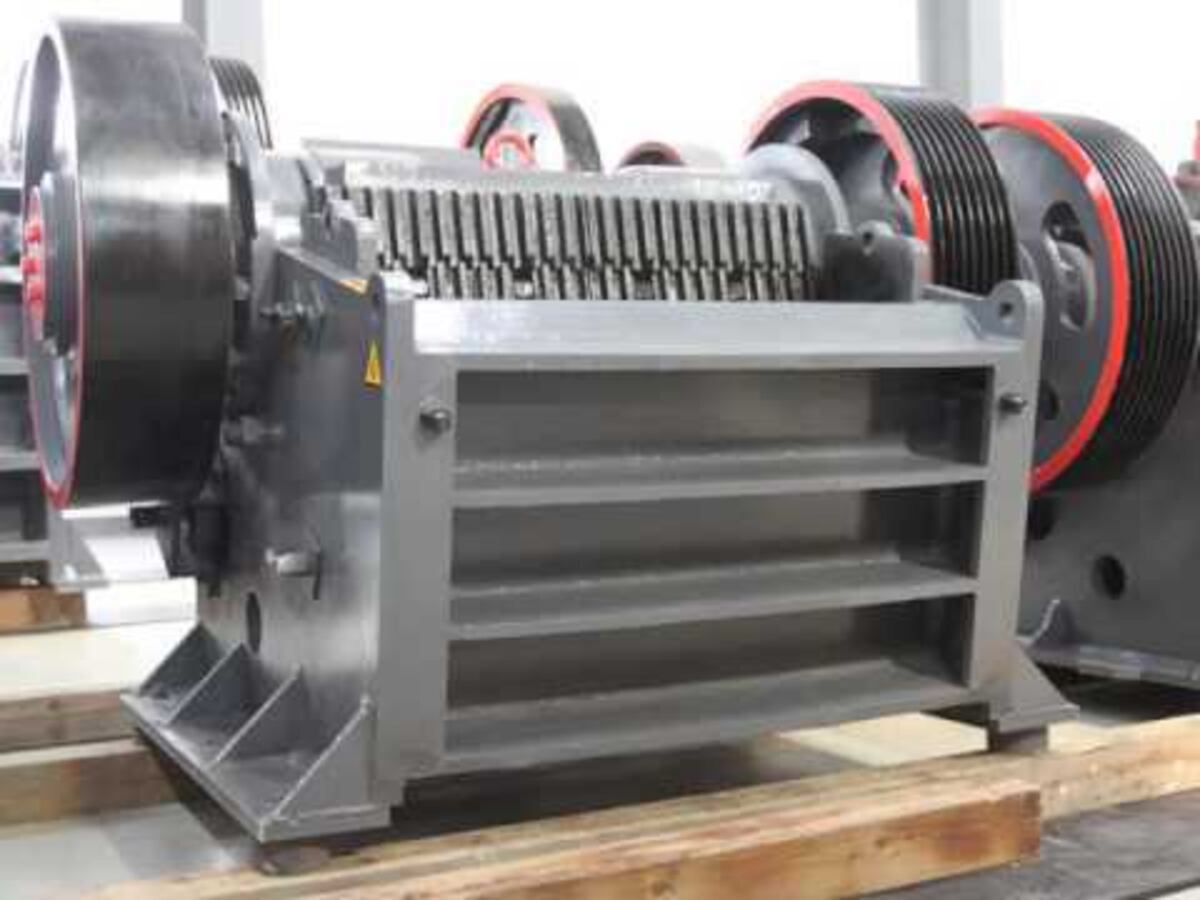 Lamentable. Adolescente muere triturado por máquina