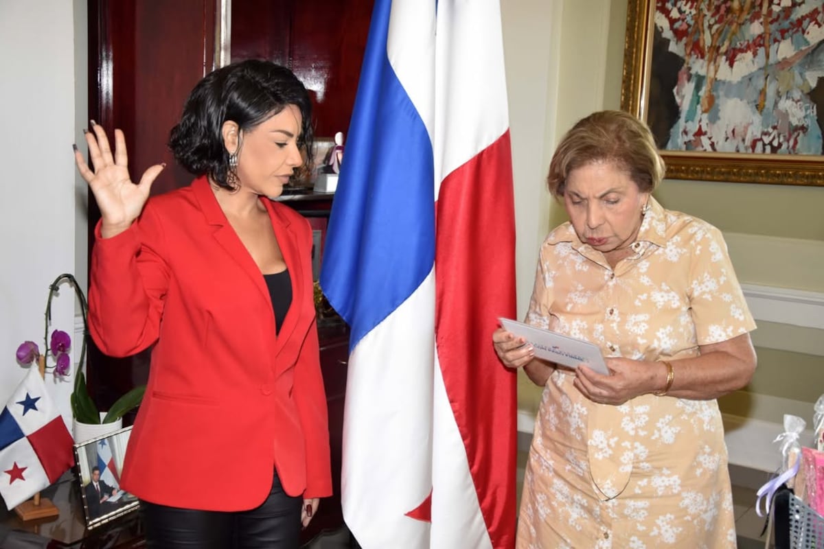 ¡Demphra ya es panameña! La voz de La Factoría jura amor eterno al país que la vio crecer