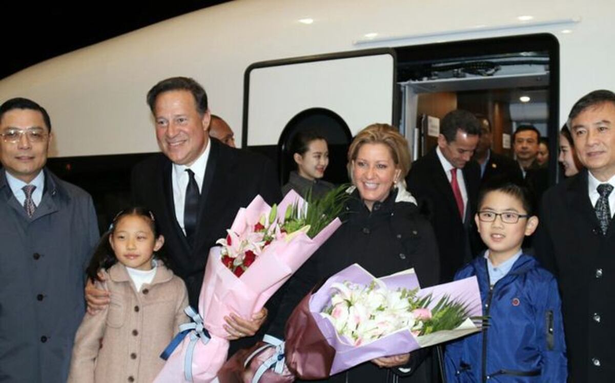 China respalda a Panamá en iniciativa de un sistema de transporte ferroviario