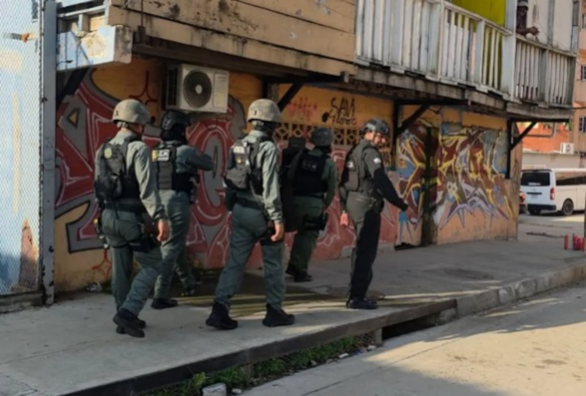¡Los tongos fueron blanco de balas! Tres policías heridos tras ataques en San Miguelito y El Chorrillo