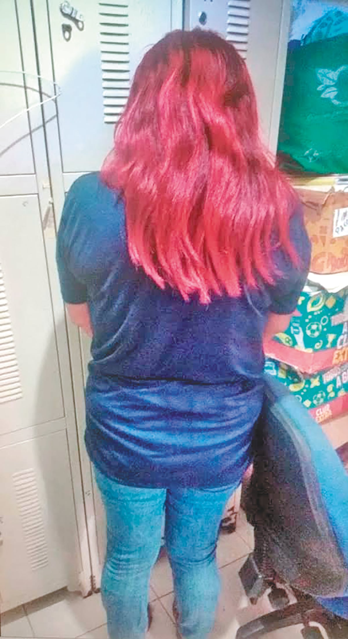 Madre alcahueta le llevó un poco de ‘amor verde’ a hijo detenido