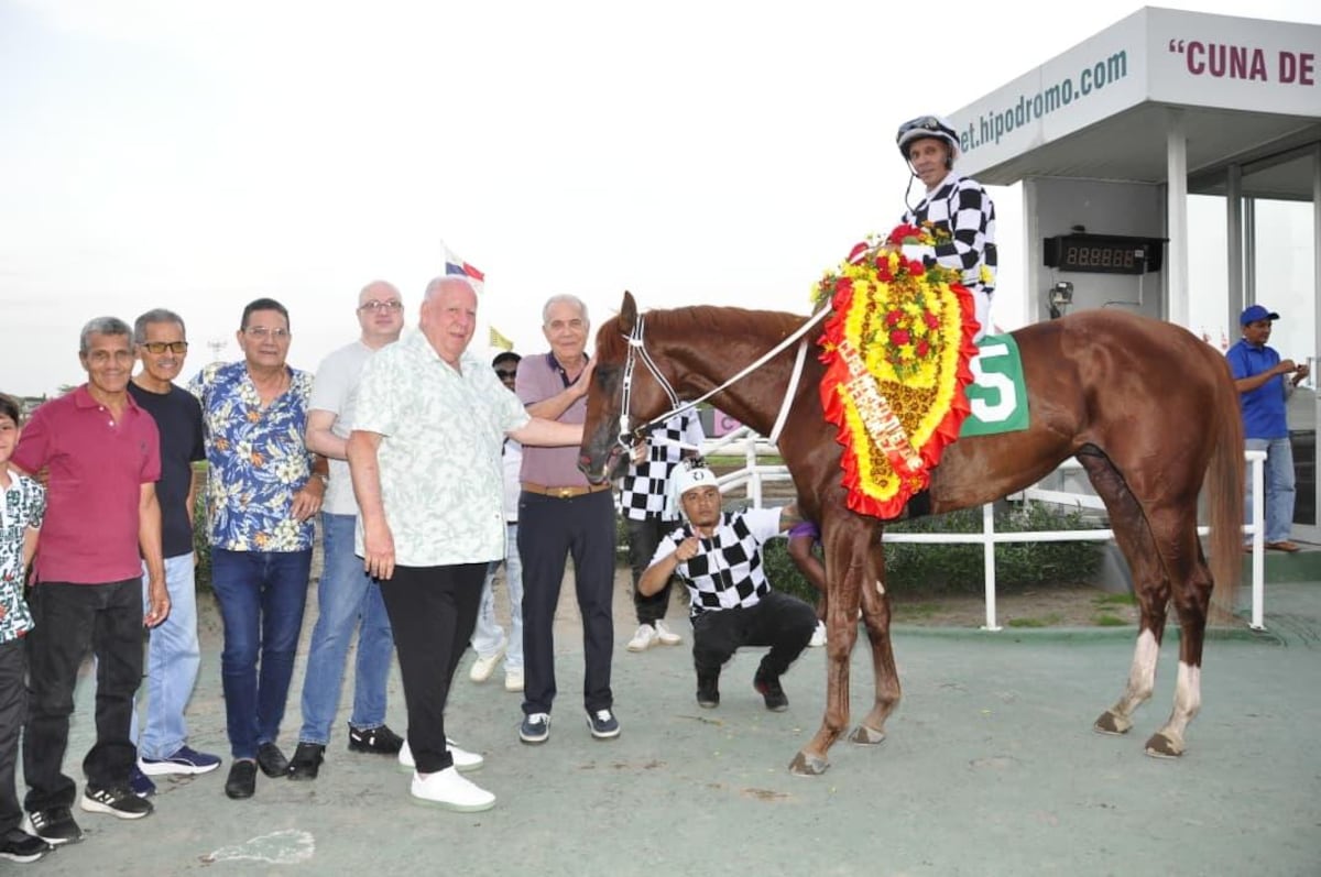 ‘Dandy Del Peligro’ arrasa en el Clásico Marco Justine Fernández del Hipódromo Remón