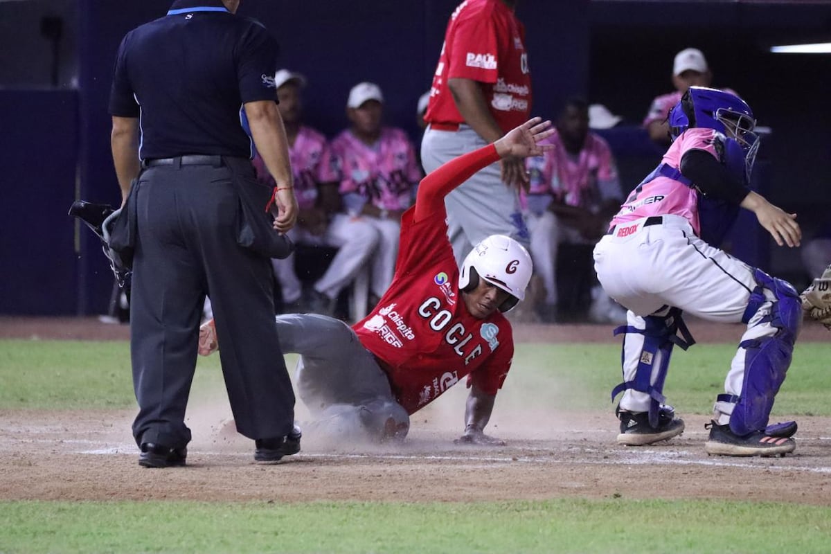 Béisbol Juvenil 2024: Coclé ‘obligado’ a imponer su favoritismo sobre Panamá Metro