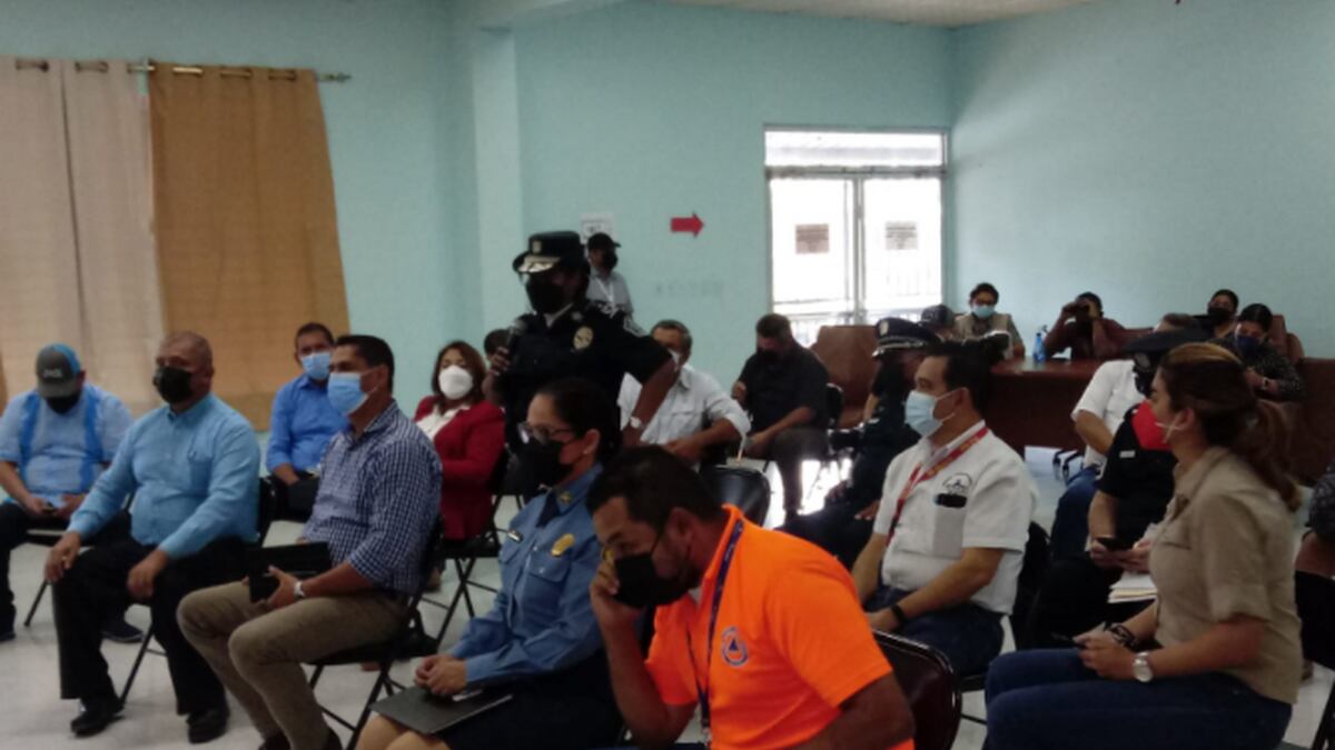 Suspenden bailes señores. Autoridades de salud y alcaldes de Coclé deciden suspender actividades en la provincia