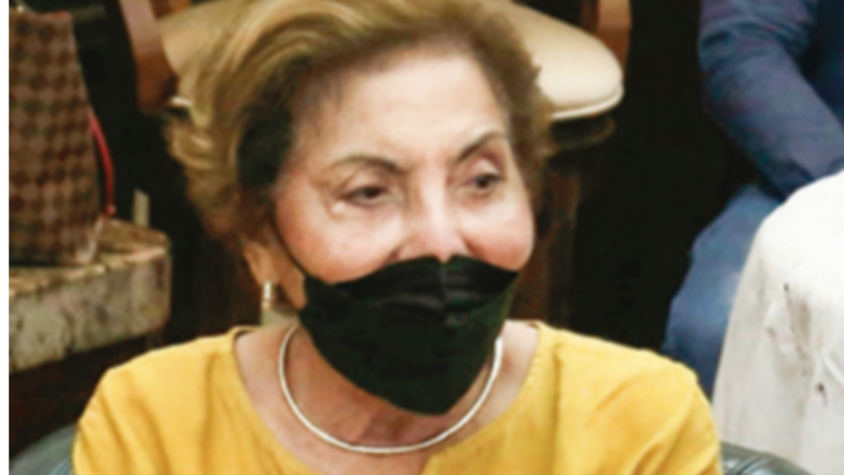 ‘Porque tengo mis dos vacunas no he quedado en el hospital’. Mayín Correa da positivo a covid-19. 