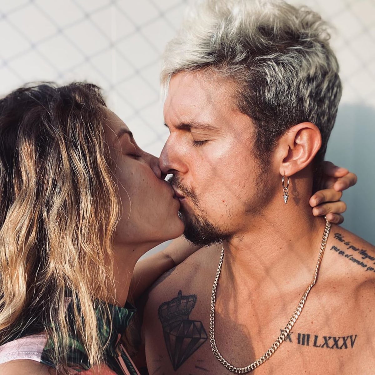 La lista y los salarios. Parejas conocidas por ‘realitys’ se benefician con el ‘GobierNito’ +Fotos