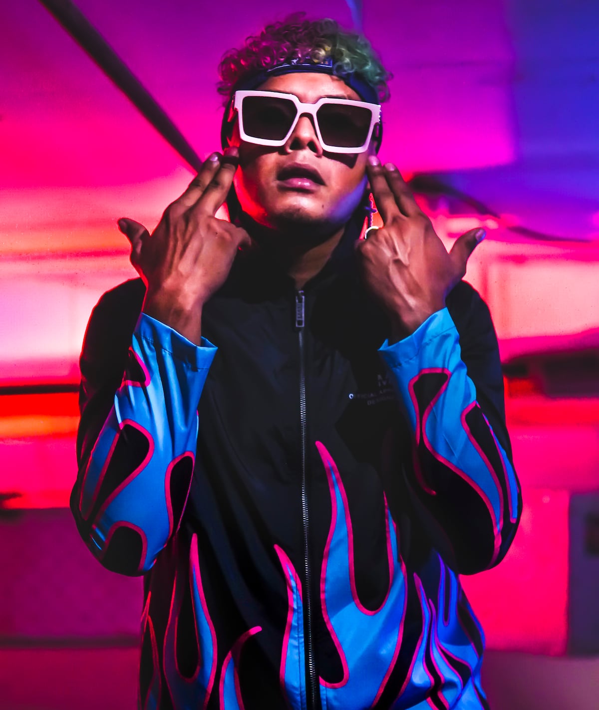 De Panamá pal’ mundo. Azhika, el dúo colombo-panameño que sube como la espuma