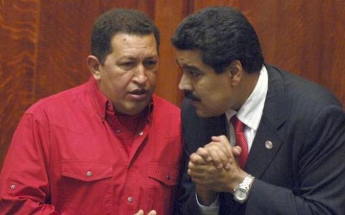 ¿Dónde quedó Chávez? Maduro entierra a su mentor por la reelección