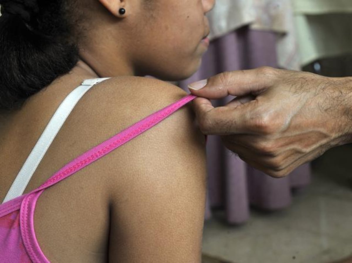 Se le imputa cargos a una cuarta mujer por trata de personas con fines de explotación íntima infantil