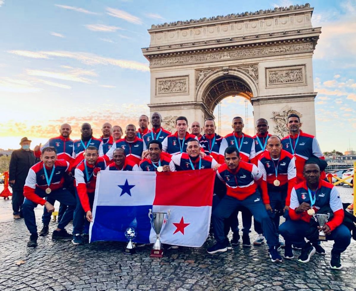 Panamá se corona en torneo internacional de fútbol de abogados